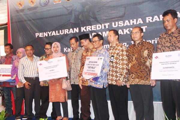 Penyaluran KUR Garam Rakyat, Bupati Minta Pemerintah Stabilkan Harga Garam