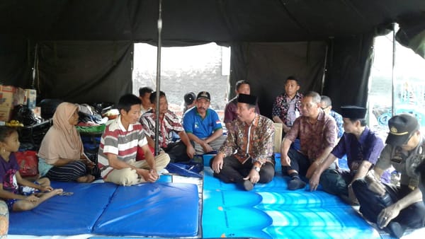 Bupati Temui Korban Kebakaran Banggi