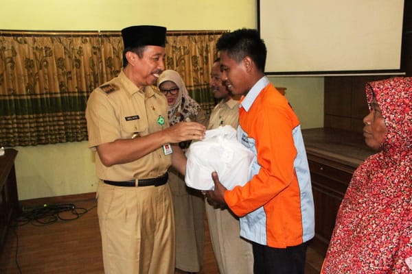 Temui Petugas Kebersihan, Bupati Beri Penegasan