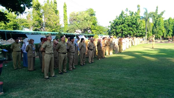 99 % ASN di Setda Rembang dan BPPKAD Ikuti Apel Perdana Usai Libur Panjang