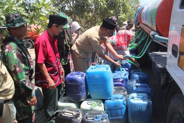 Pemkab Rembang Siapkan 450 Tangki Air Untuk Kekeringan