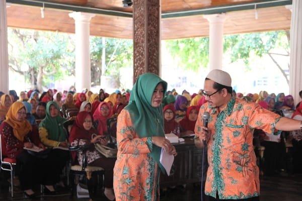 Ratusan Kader PKK Dikumpulkan Untuk Dibekali Ilmu Parenting