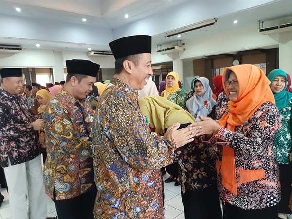 Ratusan Kepala Sekolah Dilantik, Bupati: Jangan Ada yang Merasa Dibuang