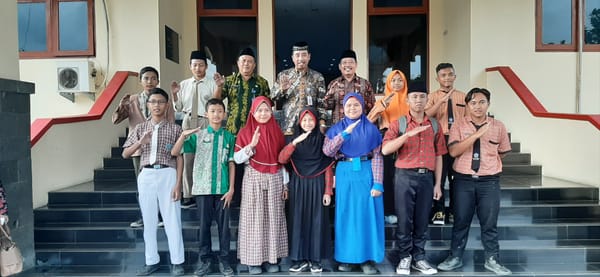 Bupati Beri Bonus Rp.1,5 juta Untuk Para Juara MAPSI SMP 2019