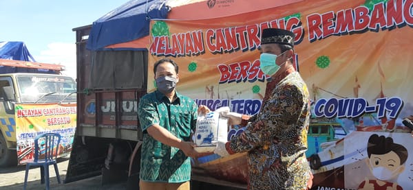 Nelayan Cantrang Bantu Warga Terdampak Covid-19 Dengan 27 ton Beras
