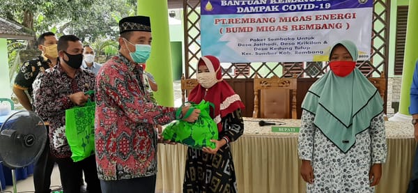 PT RME, BUMD Rembang Berbagi Sembako