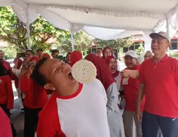 Antusiasme Warga Rembang Meriahkan HUT ke-79 RI dengan Lomba Unik