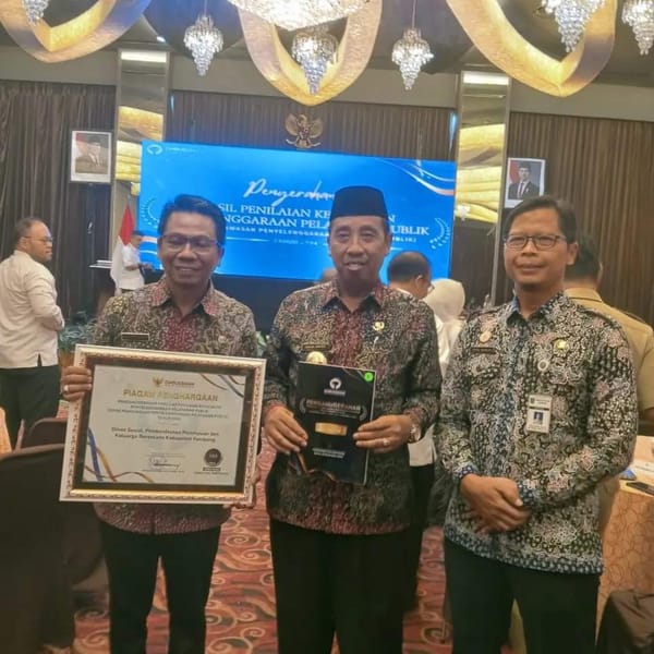 Pemkab Rembang Raih Penghargaan Pelayanan Publik Terbaik dari Ombudsman RI