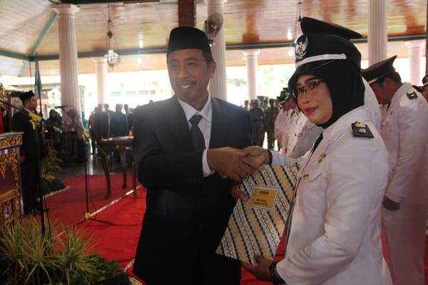 Lantik 235 Kades Terpilih, Ini Pesan Bupati