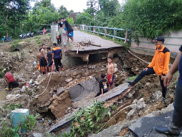 Pemkab Rembang Segera Perbaiki Putusnya Jembatan Sidorejo