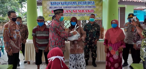 Sukses Bagikan 1500 Paket Sembako, Bupati Sarankan BKAD Sumber Beri Toleransi Peminjam