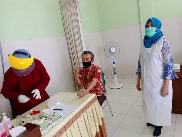 Pejabat di Lingkungan Pemkab Rembang Ikuti Rapid Tes Massal