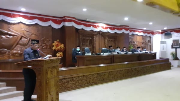 Bupati Hafidz Sampaikan LKPJ, Silpa Rp.65 Milyar