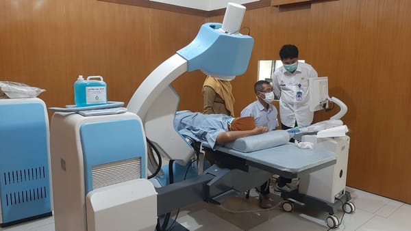 Mulai Hari Ini, RSUD dr. R. Soetrasno Layani Pasien Batu Ginjal Dengan Metode Tembak Laser