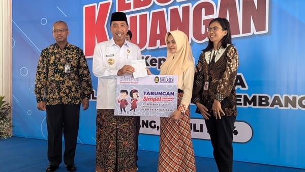 OJK Edukasi Ratusan Siswa di Rembang untuk Perdalam Literasi Keuangan