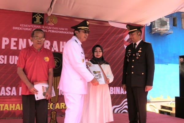 Judul: Bupati Hafidz Apresiasi Program Pembinaan di Rutan Kelas IIB Rembang, 94 Warga Binaan Terima Remisi