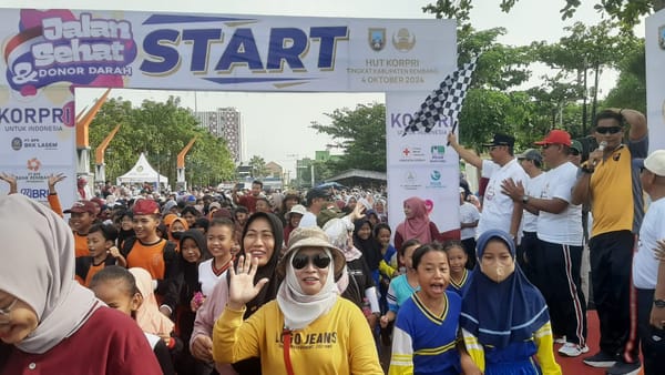 Jalan Sehat KORPRI, Momen Pegawai Olahraga Bersama Masyarakat