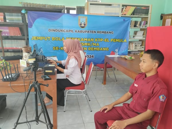 1.090 Pemilih Pemula Telah Lakukan Perekaman KTP Elektronik
