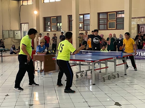 Puluhan ASN Bertanding di Turnamen Tenis Meja HUT ke-53 KORPRI