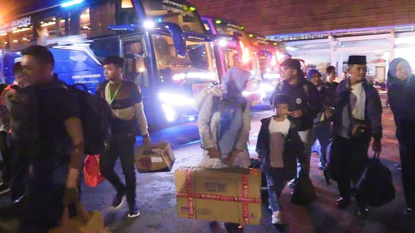 Ratusan Pemudik Tiba di Rembang Melalui Program Mudik Gratis
