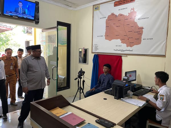 Pemkab Rembang Targetkan Layanan Rekam Cetak KTP Elektronik di Tiap Kecamatan