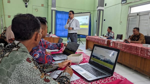 Pemkab Rembang Targetkan Penerapan CMS di Seluruh Desa Rampung Bulan Ini