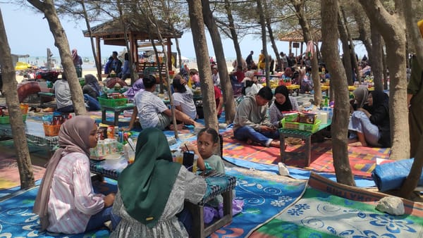 Statistik Pariwisata Rembang Awal 2025: Hunian Hotel Menurun, Tapi Tren Wisata Tetap Bergerak Positif